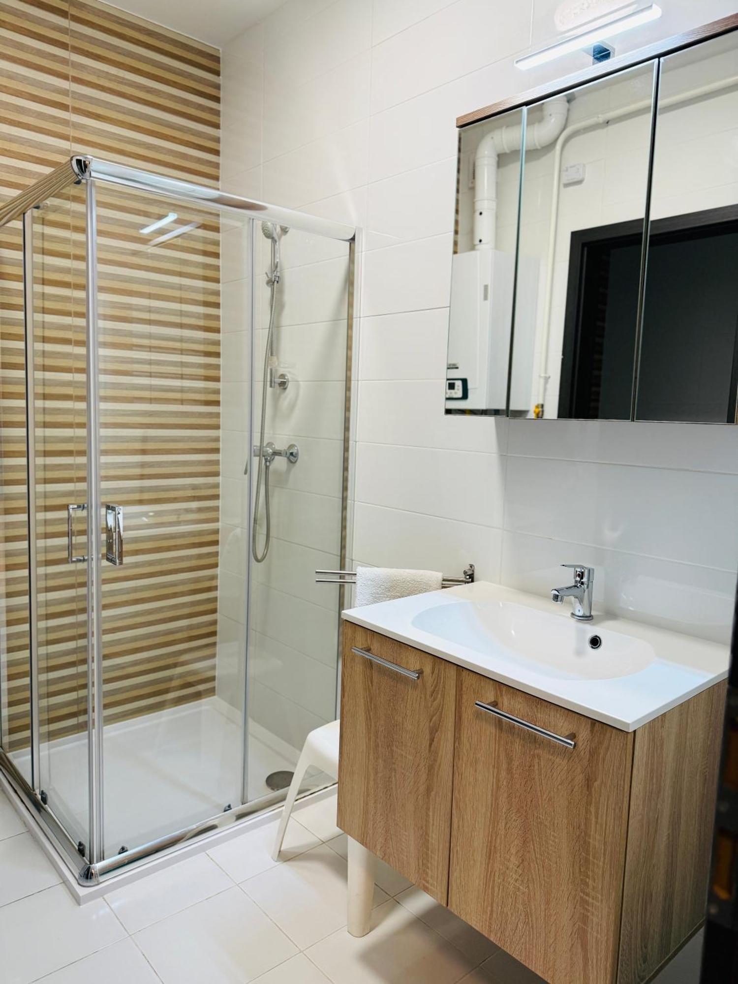 Leda 1-2 Aranypart Apartamento *