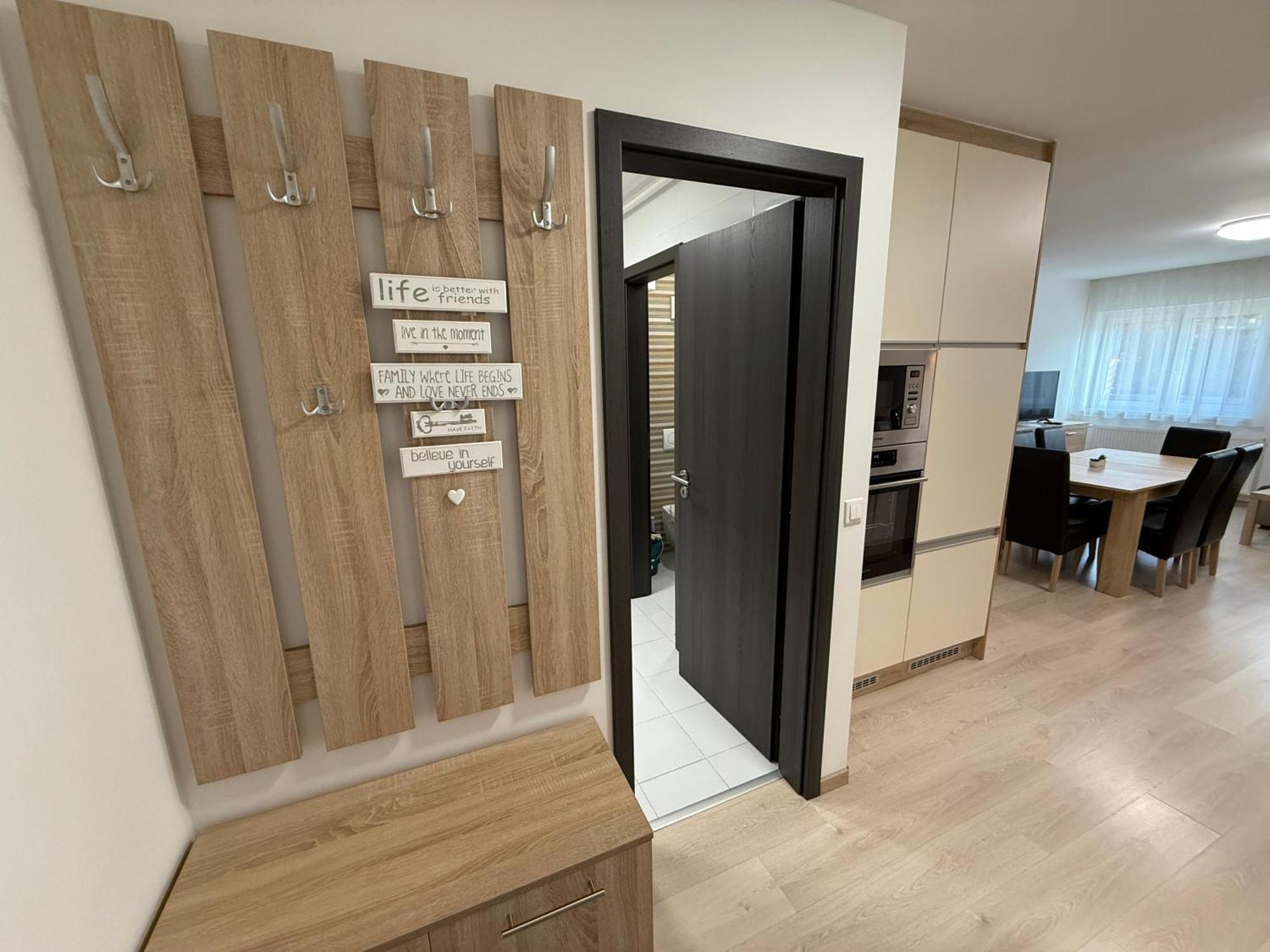 Apartamento Leda 1-2 Aranypart *